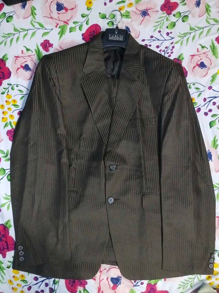 Coat Paint (Two Pieces)