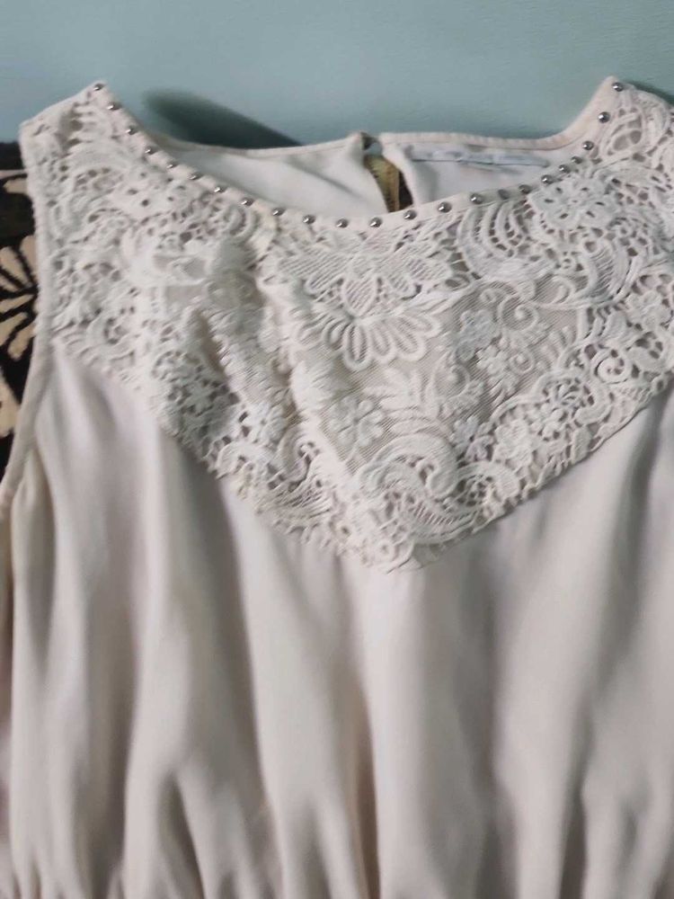 Elegant White Lace Dress