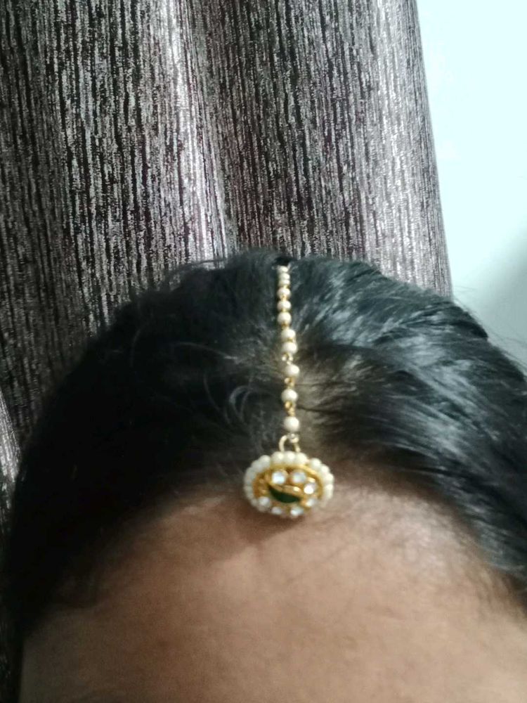 Mamgtika With Beeds Design.