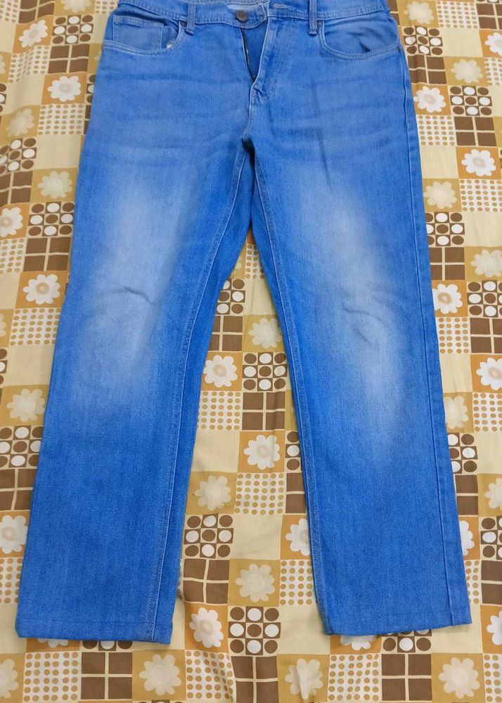 Light Wash Denim Jeans