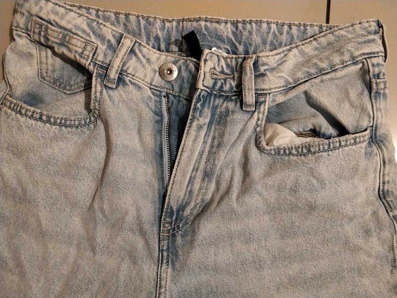 Light Wash Denim Jeans