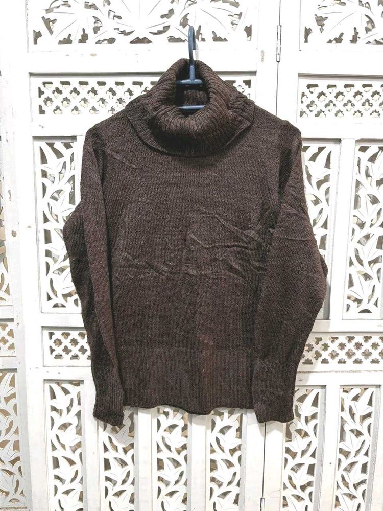 ✈️ Imported Brown Turtleneck Sweater ()