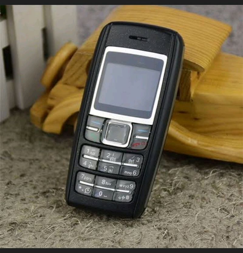 NOKIA 1600