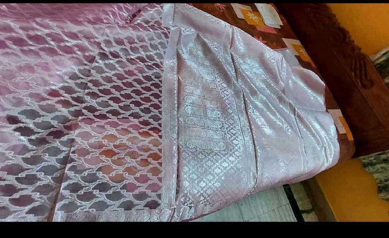 Pink And Silver Patterned Saree