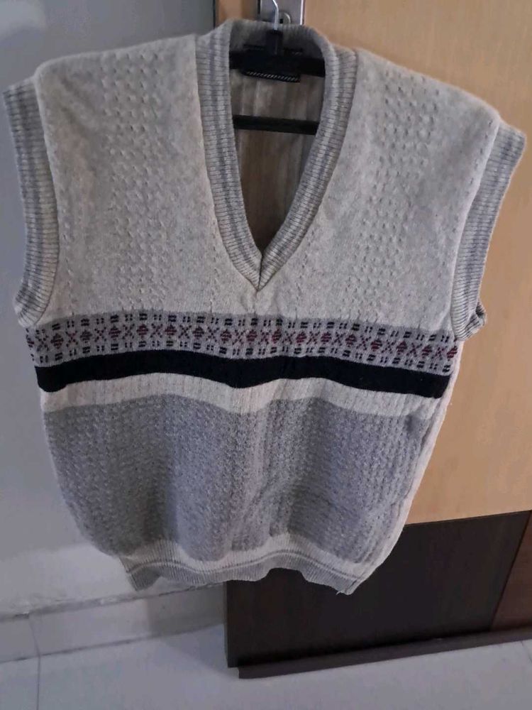Vintage Sleeveless Sweater Vest