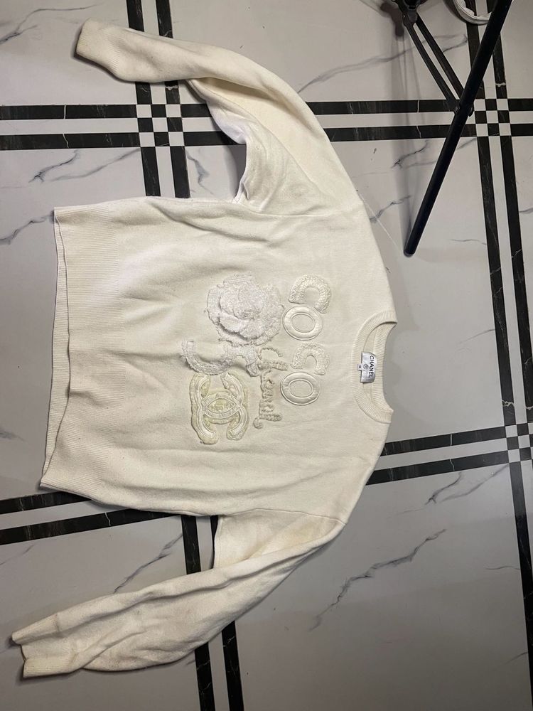 Pullover Sweatshirt For Women’s