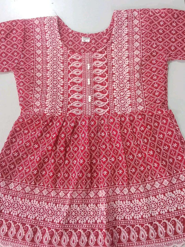 chicken design top