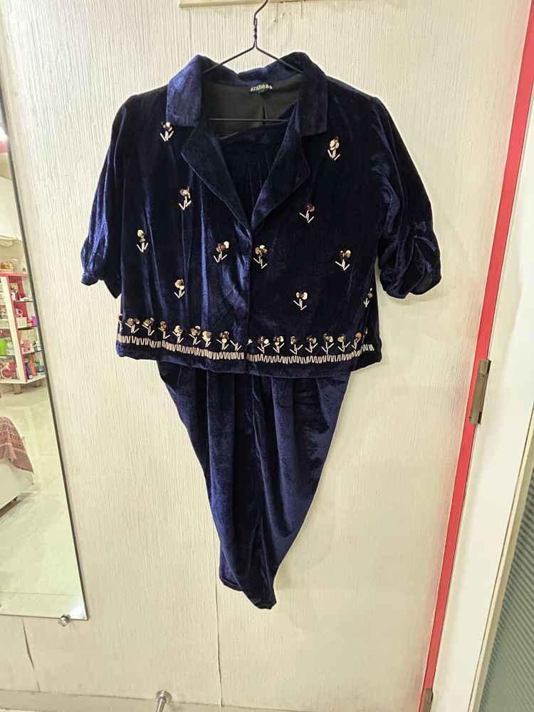 Elegant Velvet Kurta Set