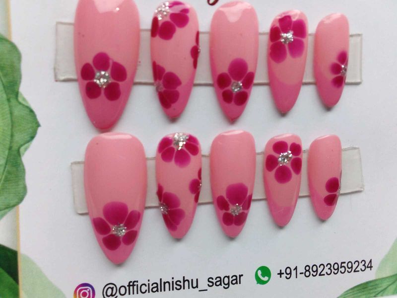 Pink Flower Press-On Nails