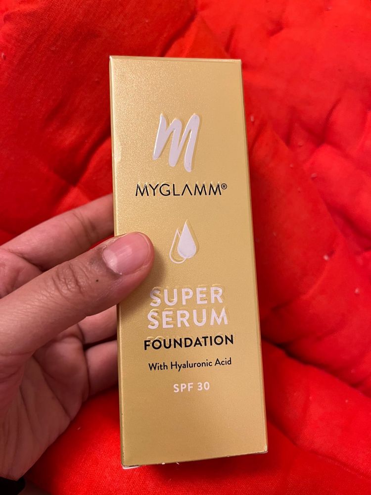 MyGlamm Super Serum Foundation