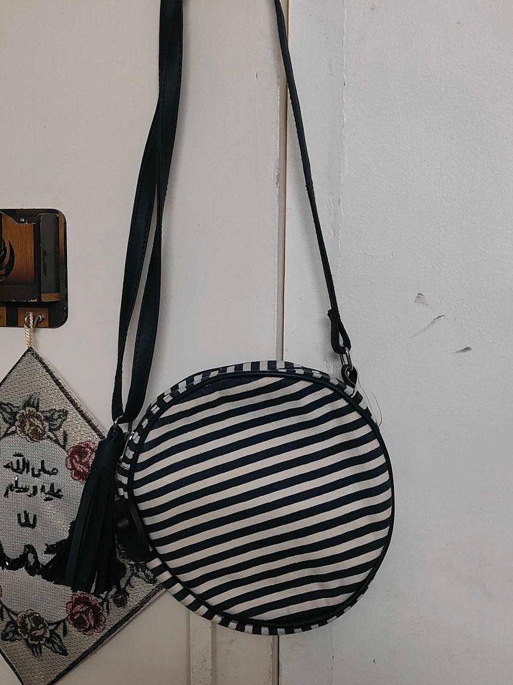 Sling Bag