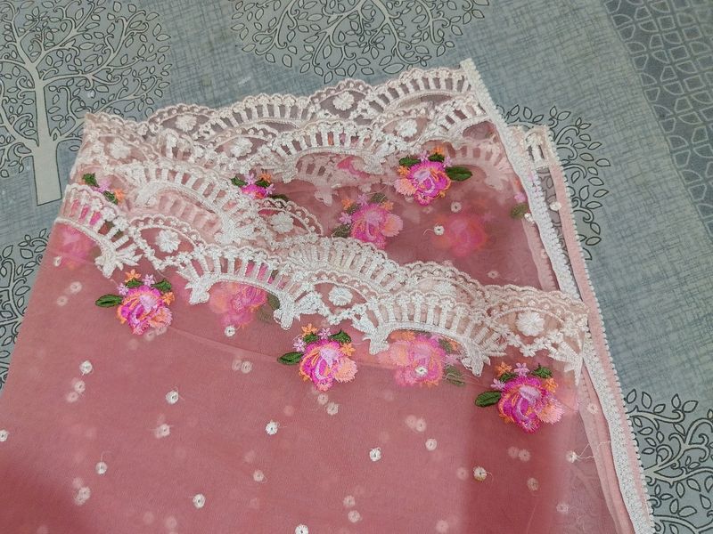 Beautiful Net Dupatta With Thread Work