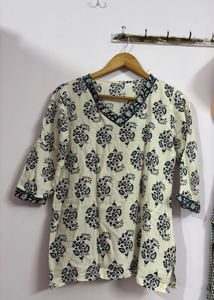 Floral Print Casual Top
