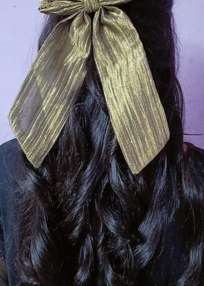 Golden Bow Hair Clip