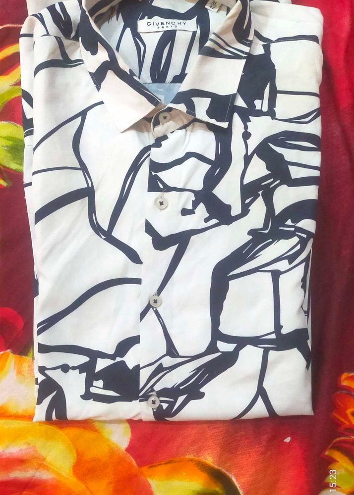 Good Looking Branded Shirt😎 😍❤️