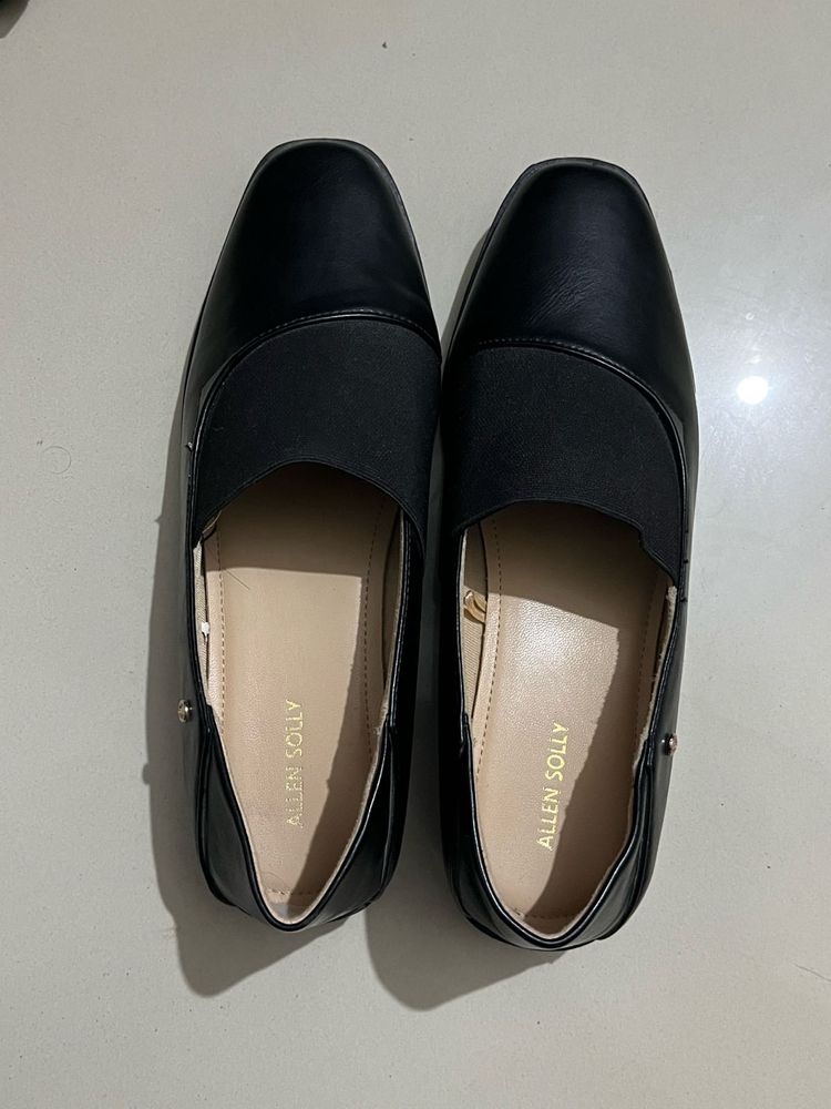 Allen Solly Women’s Formal Slip-On Shoes (UK 6)