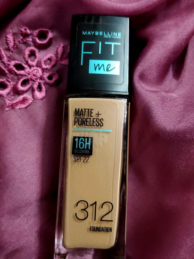Maybelline Fit Me Foundation