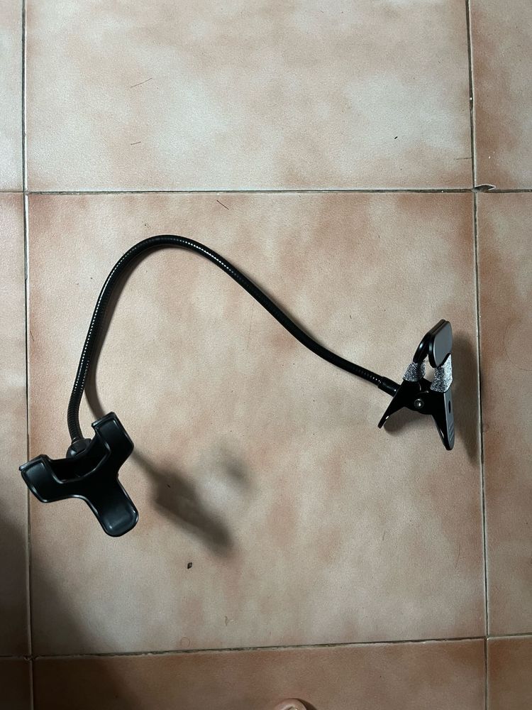 Flexible Phone Holder