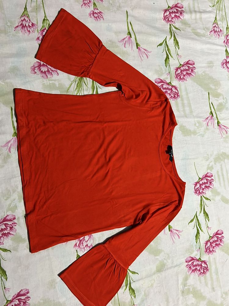 Globus red Bell Sleeves Top
