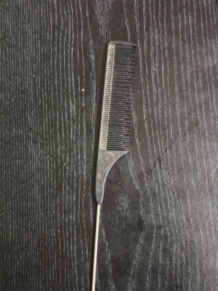 Professional Rat Tail Comb – Black (Styling &amp; Sect