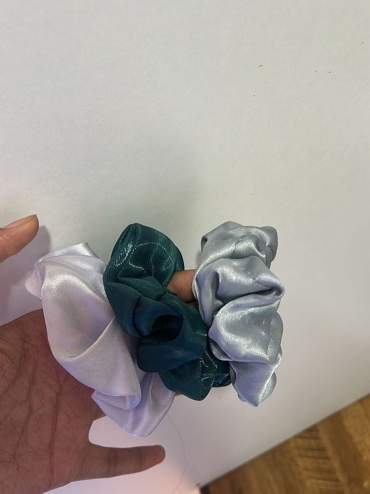 Silky Scrunchie Set