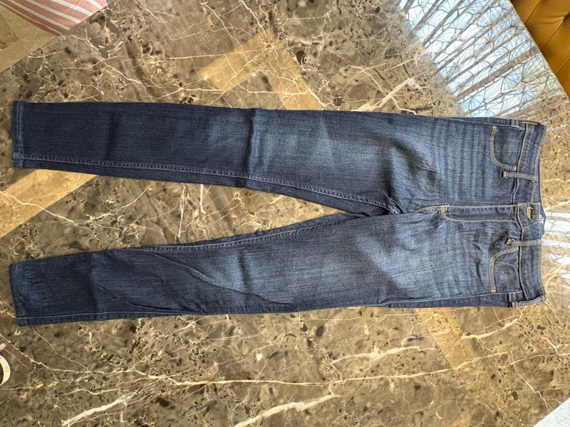 Hollister Brand Dark Wash Denim Jeans