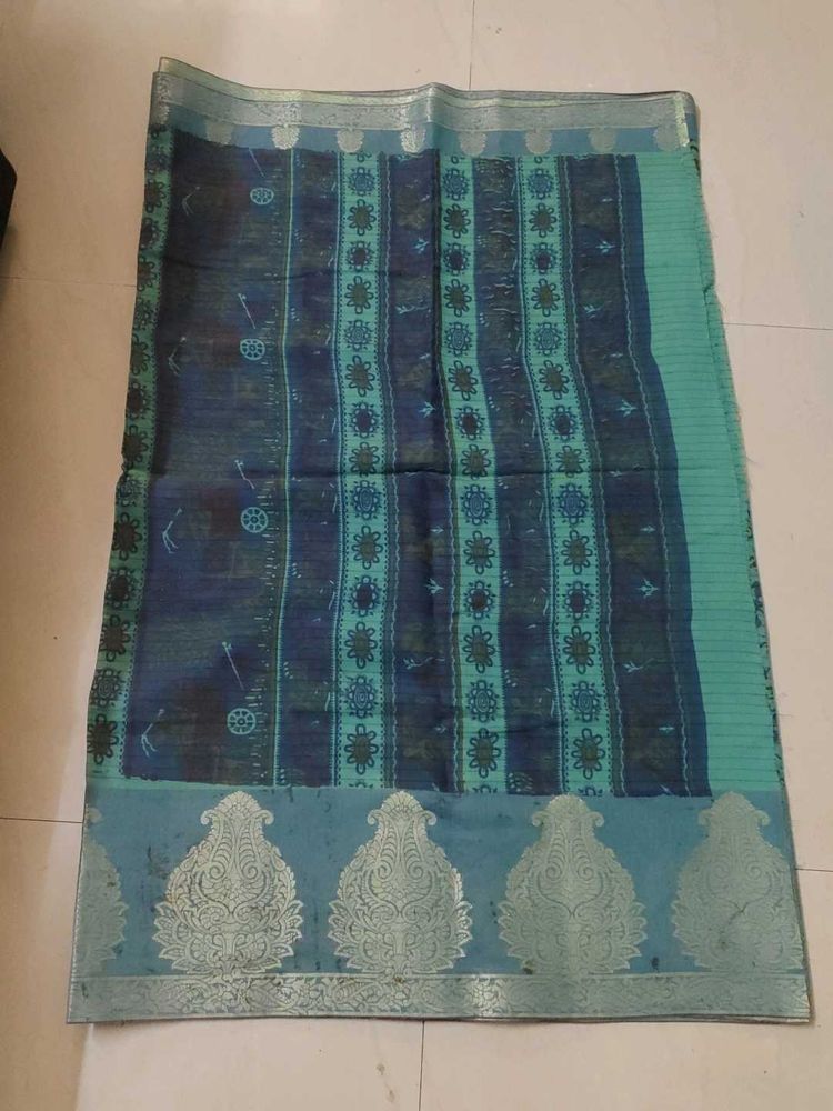Green And Grey Colour Saree Without Blouse