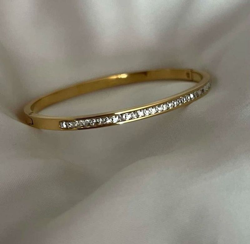 Studded Bracelet Bangle Anti-tarnish Pvd Plated