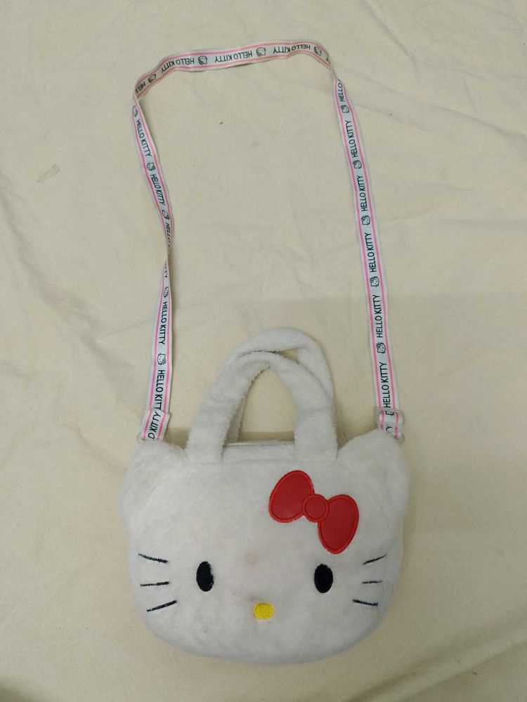 Hello Kitty mini sling