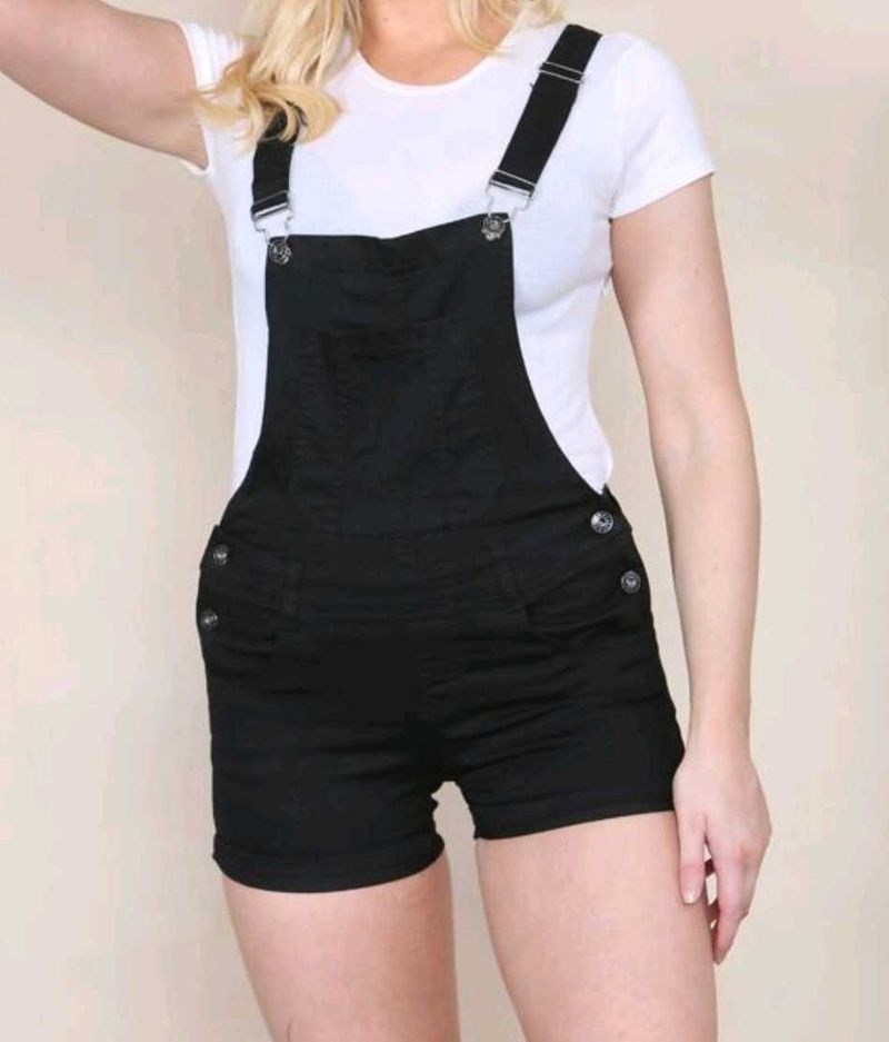 Very  Stylish Short Dangri