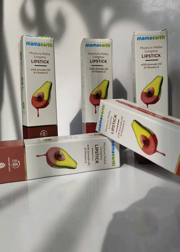 MAMAEARTH MATTE MOISTURUZE  LIPSTICK 💄