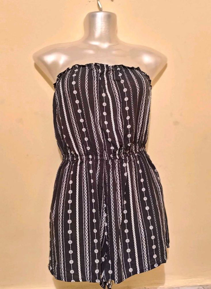 Size M/L 🎁Buy 2 Get 1 Free 🎁Strapless Jumpsuit