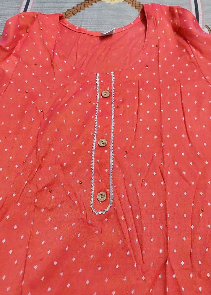 pink Dotted Kurti with Wooden Buttons