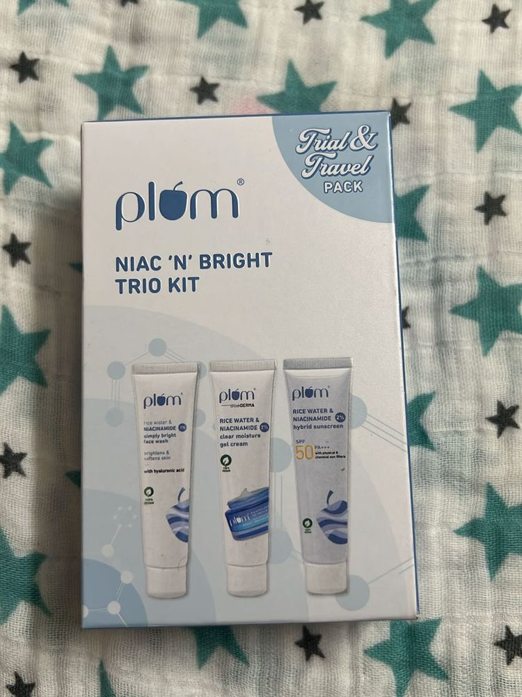 Sealed Plum niacinamide And Bright Trio Kit