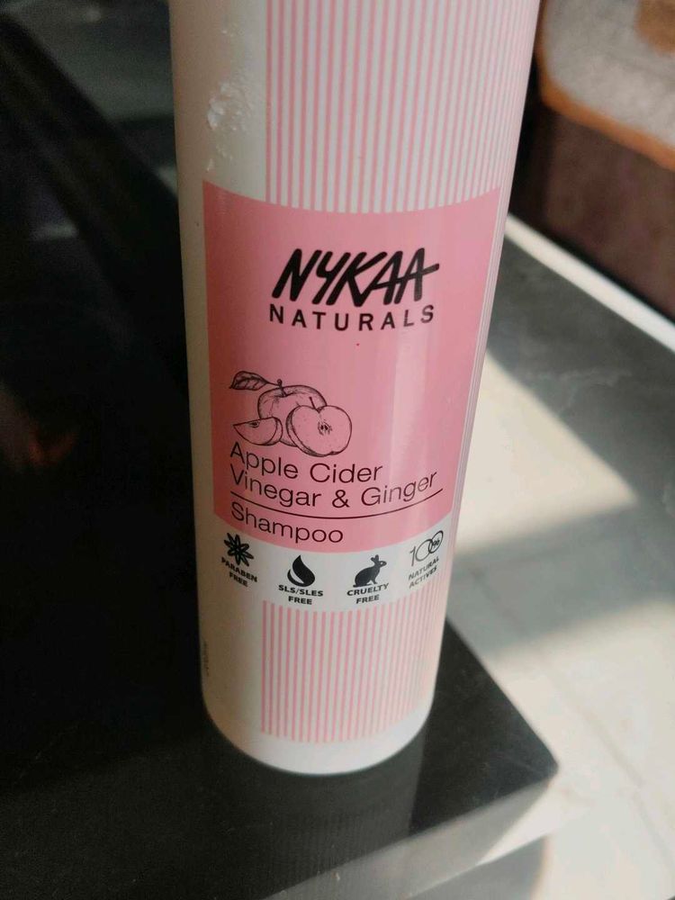 Nykaa Apple Cider &amp; Ginger Shampoo