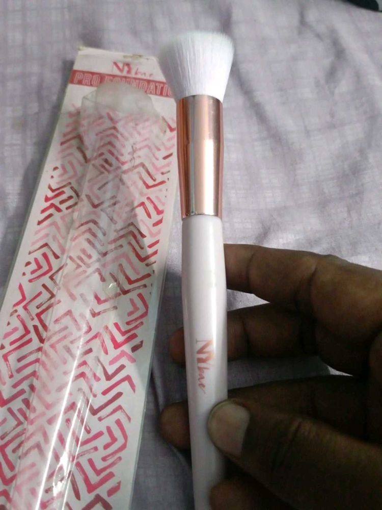 Nikbae Foundation Brush