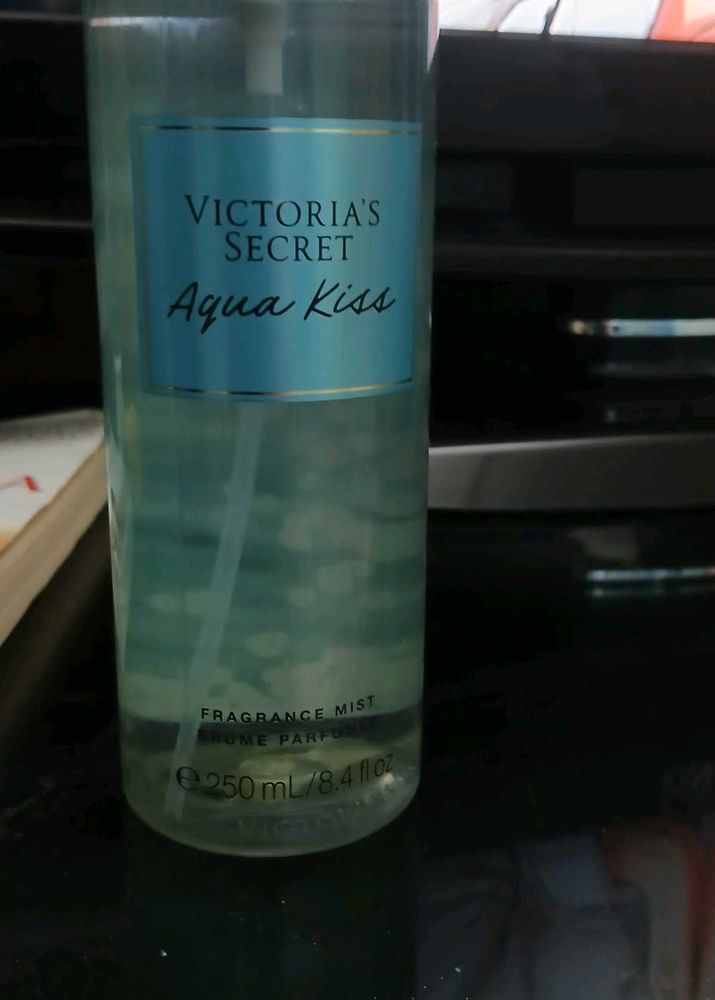 Victoria's Secret Aqua Kiss