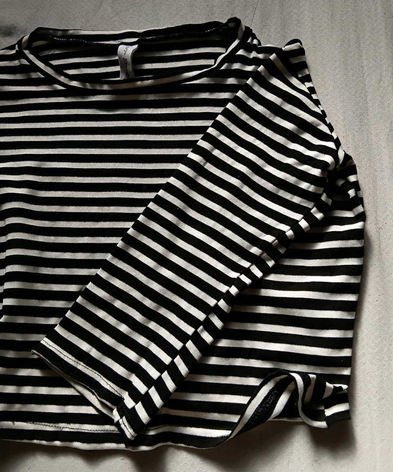 Zebra Pattern Crop T-shirt