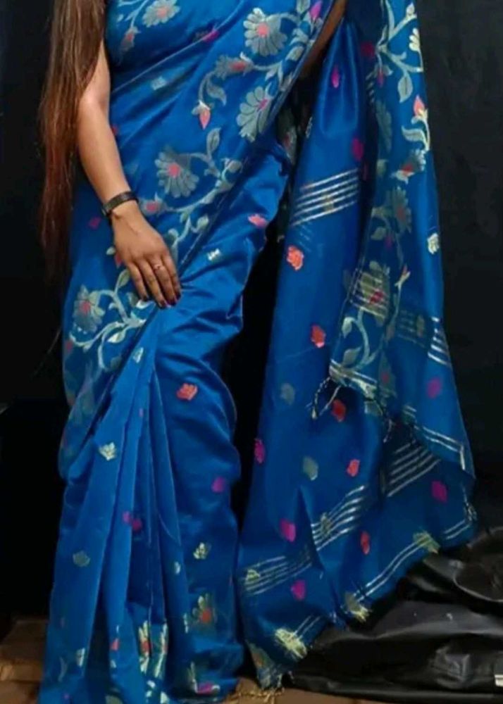 Any one cotton blouse free with Blue Floral jamdan