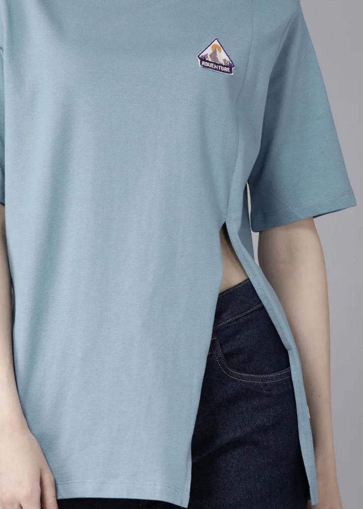Blue Graphic T-Shirt front side slit t-shirt