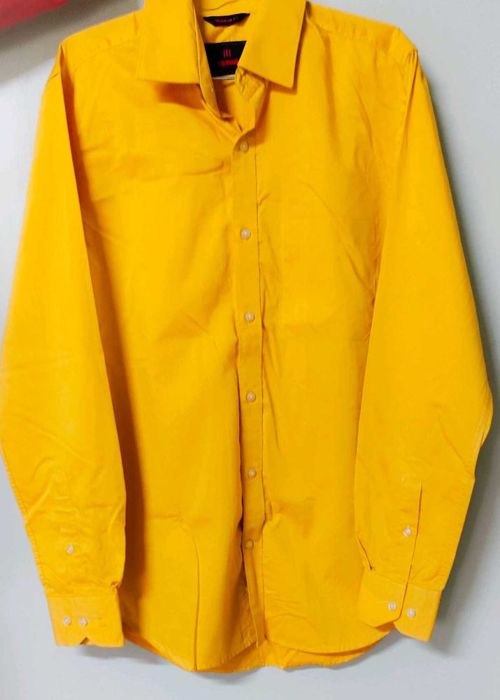 Huge Price Drop. Raymonds Shirt..✨