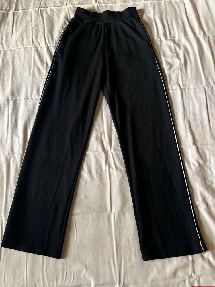 MAX BLACK WIDE LEG BUTTERY SOFT PANT