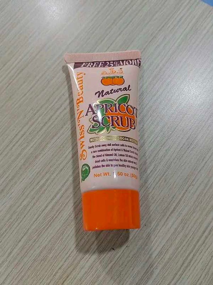 Swiss'N Beauty Apricot Scrub
