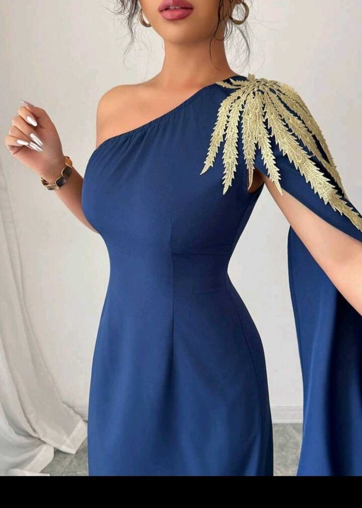 Elegant One-Shoulder Blue Dress