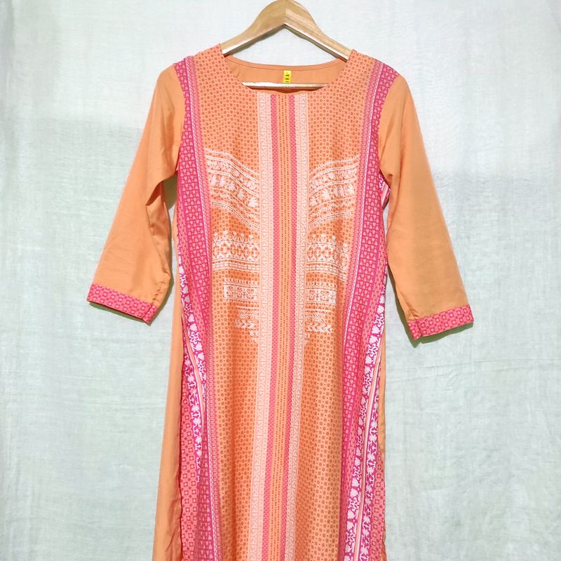 Ahika Peach And Pink Printed Crepe Kurti