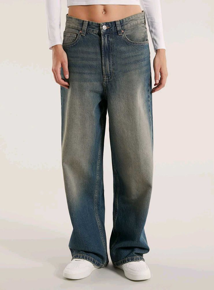 Alcott Unisex Wide Legged Jeans