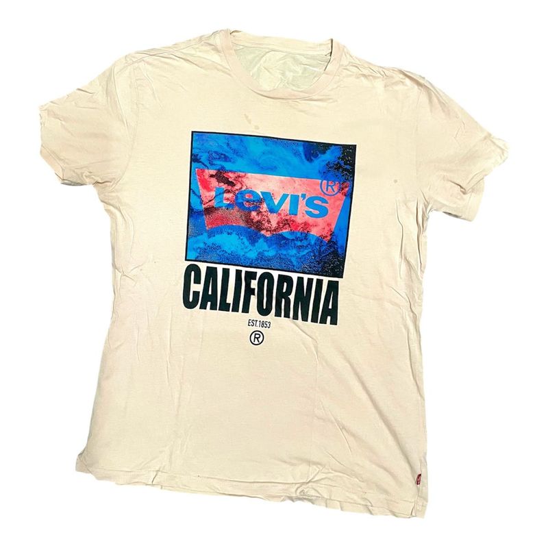 Levis* Regular Fit Tshirt *UNISEX*
