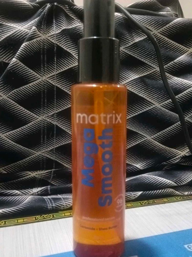 Matrix Mega smooth hair serum