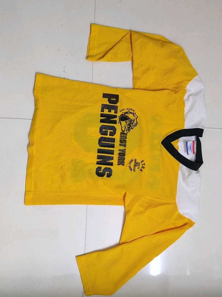 Penguins Jersey - Unique Find!