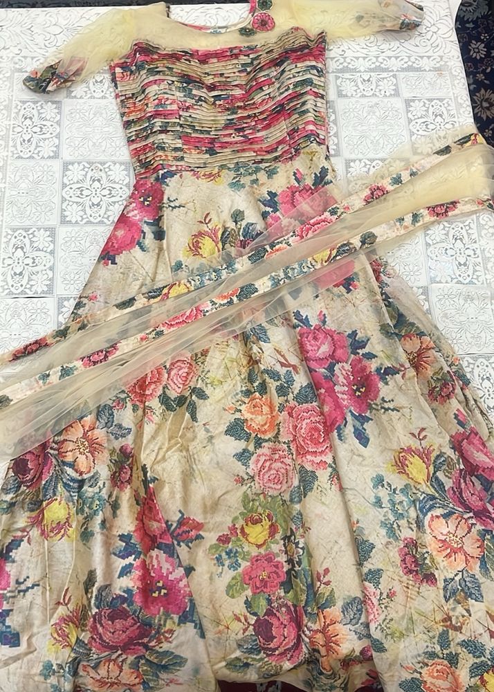 Ethnic Gown With Duppatta.
